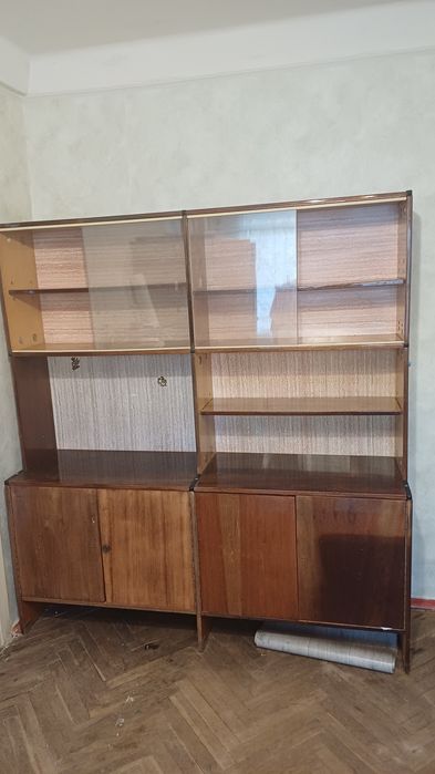 Віддам вживану  шафу