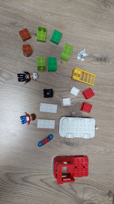Lego duplo wóz strażacki zestaw 10901