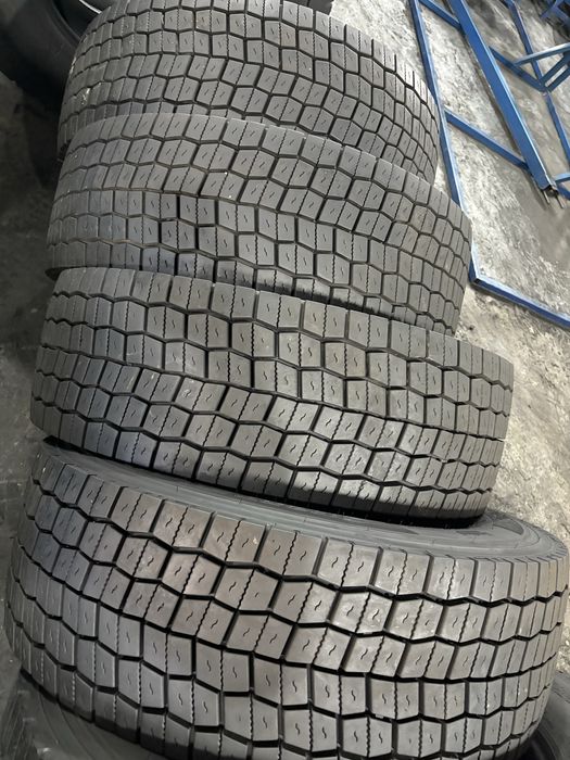 шина вантажна б/в 295/60R22,5 Hankook DH31  (4 шт.)