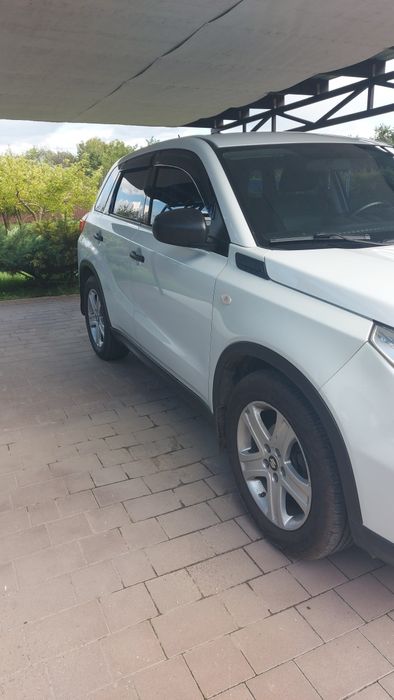 Suzuki vitara 2015