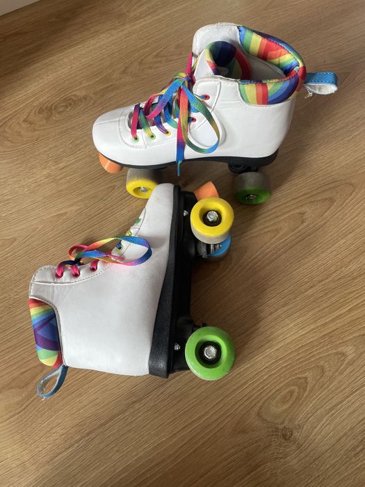 Wielokolorowe wrotki