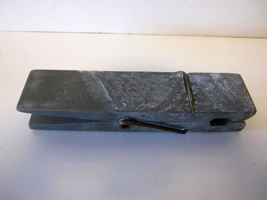 mola publicitária para papeis-mesa secretária em metal "J. Pimenta..."