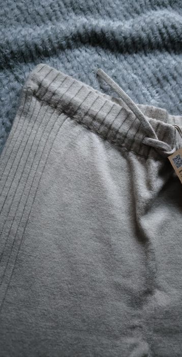 Legginsy swetrowe coccodrillo r. 128