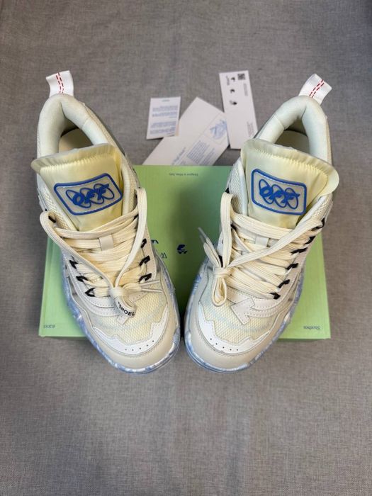 Продам кросівки Off-White ODSY-1000