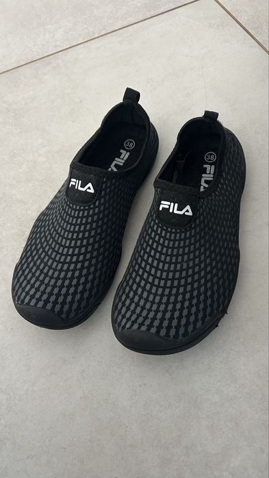 Buty do wody firmy Fils nowe rozm 38