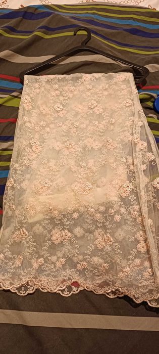 35€ Saia rosa rendada cerimónia transparente