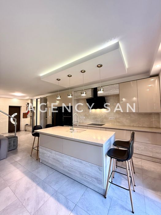 Продаж будинка ЖК ТИТУЛ