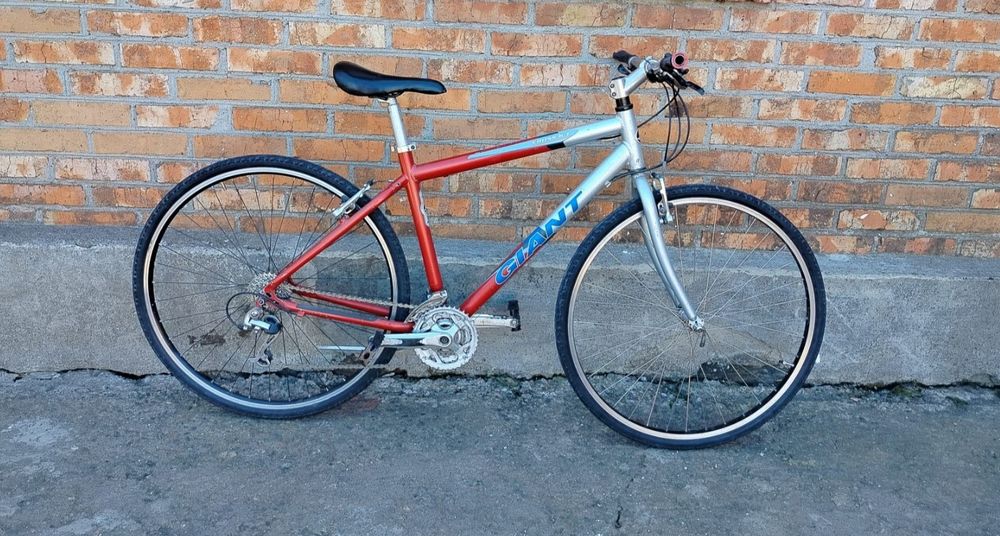 Велосипед Giant Cross K3 + запчастини