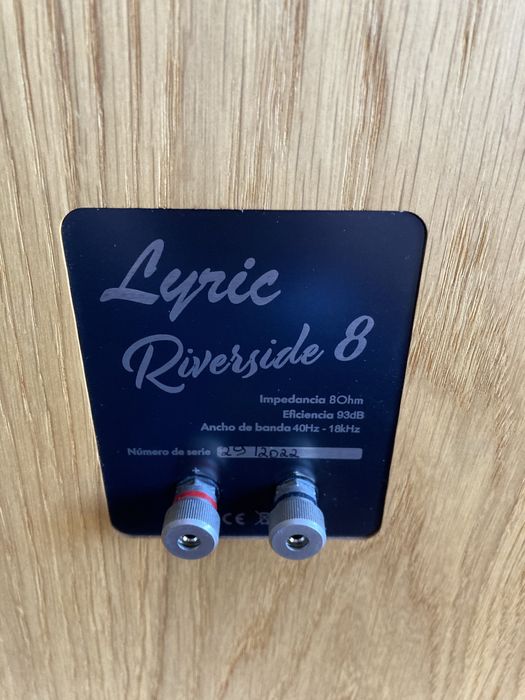 Lyrictech Riverside 8 colunas