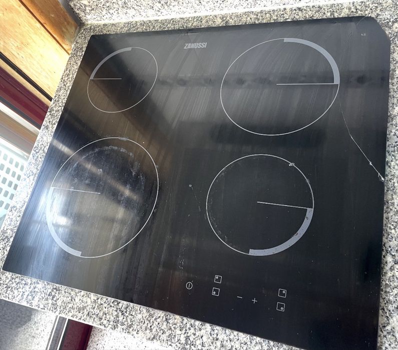 Placa Zanussi Vitrocerâmica