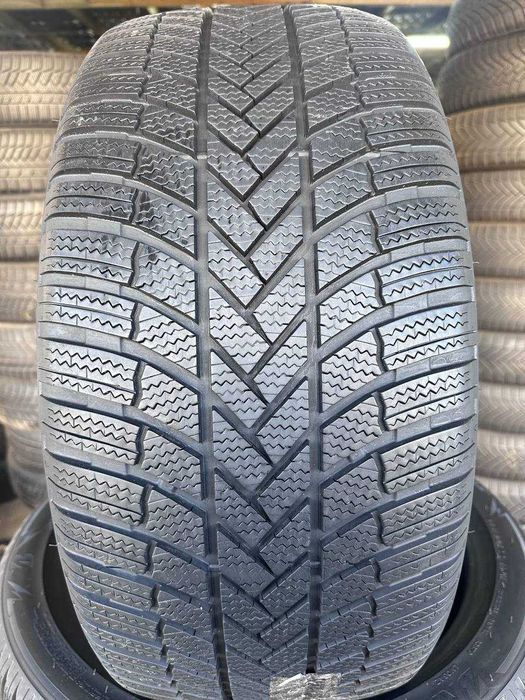 285/40 R22 BRIDGESTONE BLIZZAK LM005 Стан нових 2023р