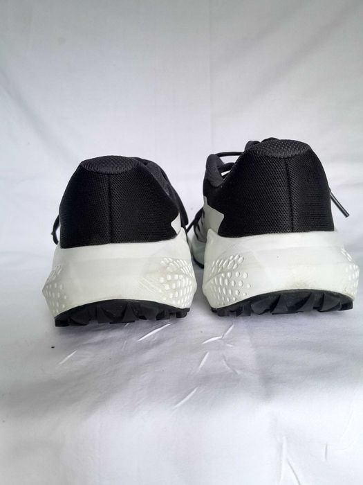 Sprzedam buty do biegania Salomon Alphaglide Czarny