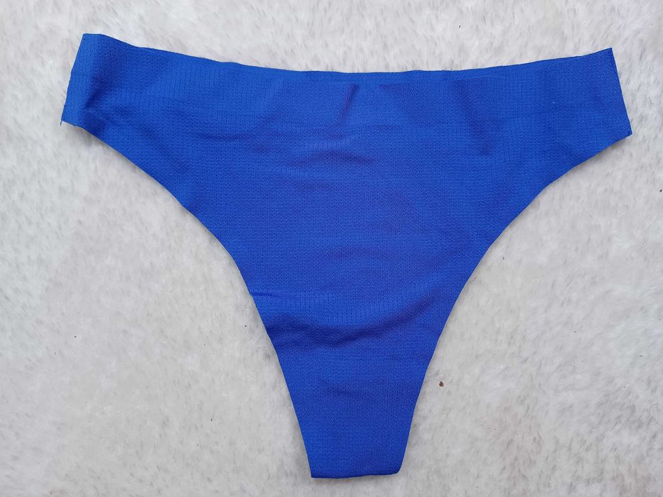 Sloggi by Triumph women move thong stringi rozmiar XS 34