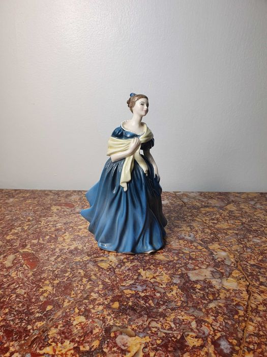 Figurka angielska porcelana Royal Doulton "ADRIENNE" HN 2304 20 cm