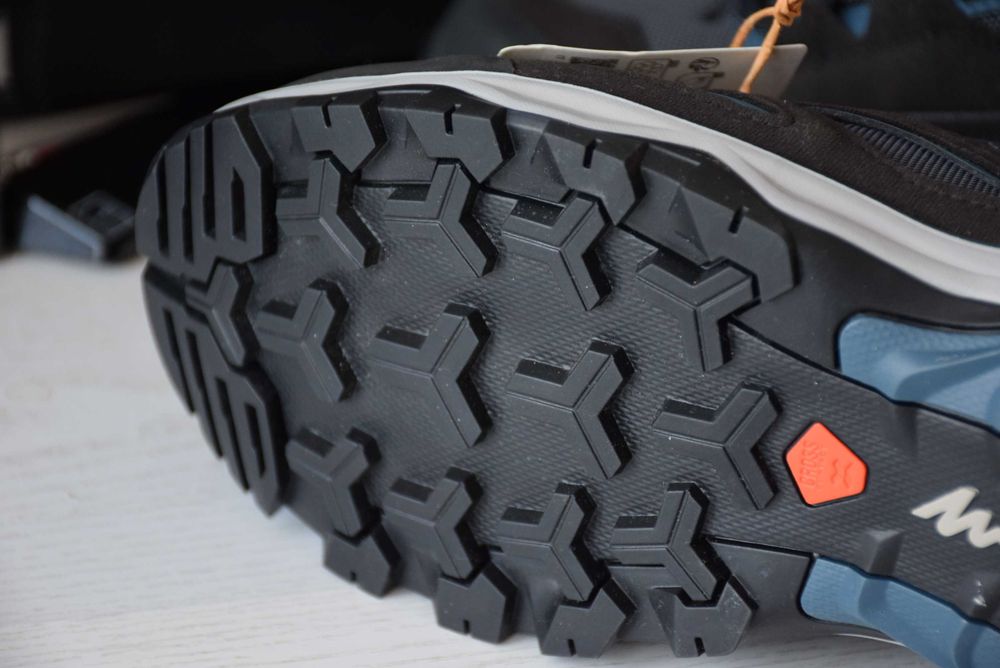 МЕГА ХИТ Ботинки мужские туристические походные на мембране 43 Quechua