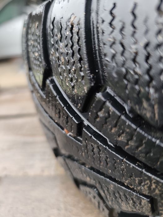 Продаю зимову гуму