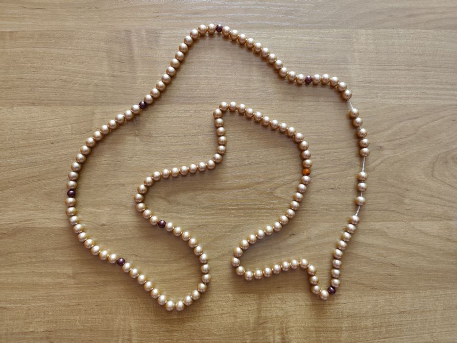Naszyjnik ze sztucznych pereł 70cm