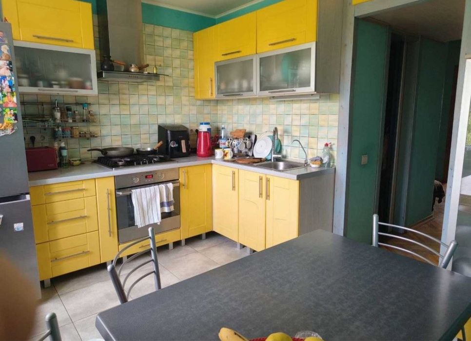 Продаж 3-кімнатної квартири, 71 м2, цегла, вул. Любінська