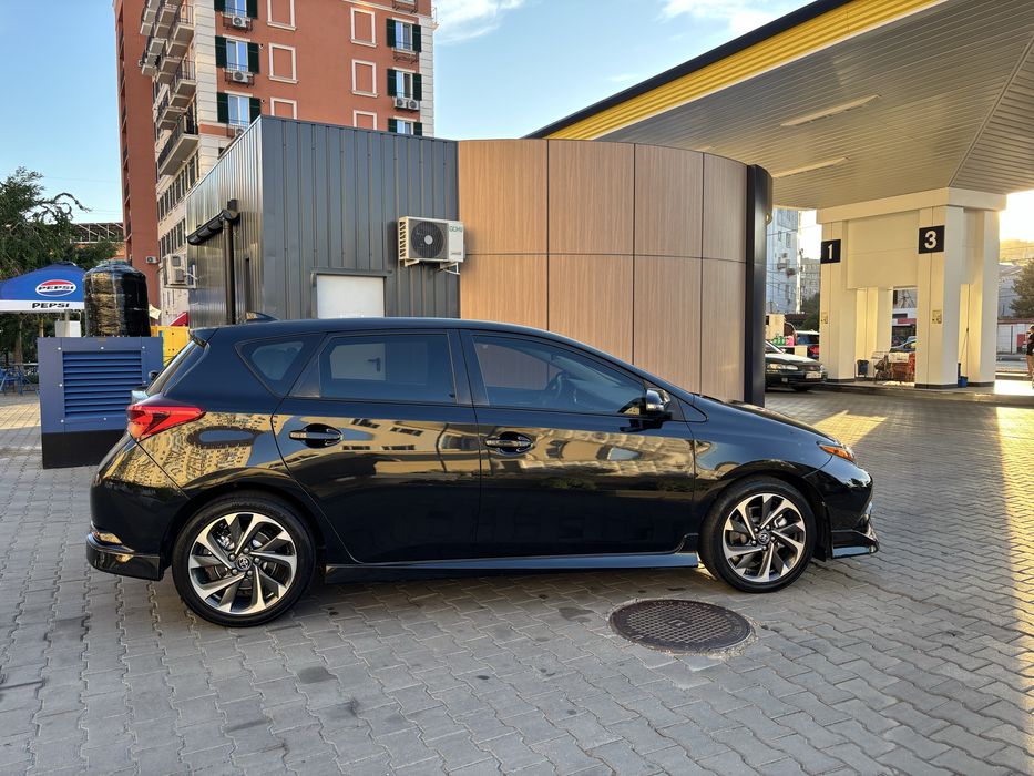 Toyota Corolla iM