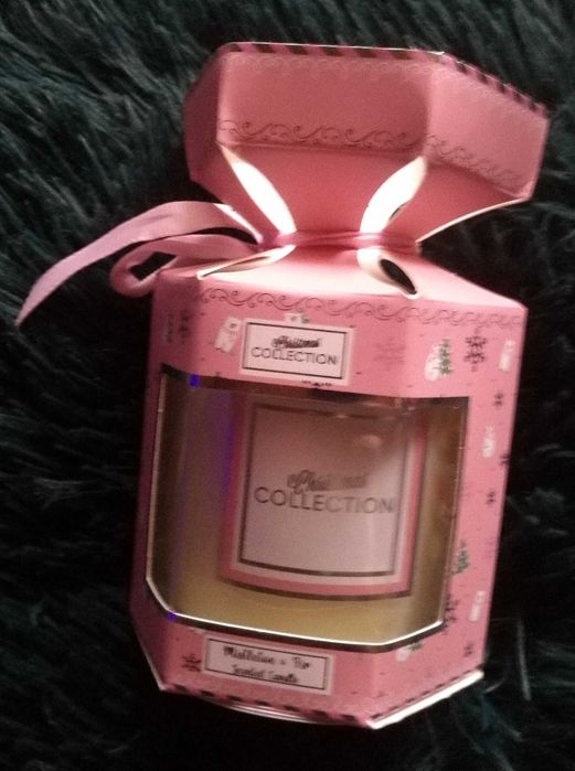 Świeca zapachowa Nowa