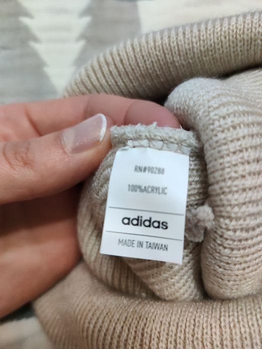 Шапка жіноча Adidas
