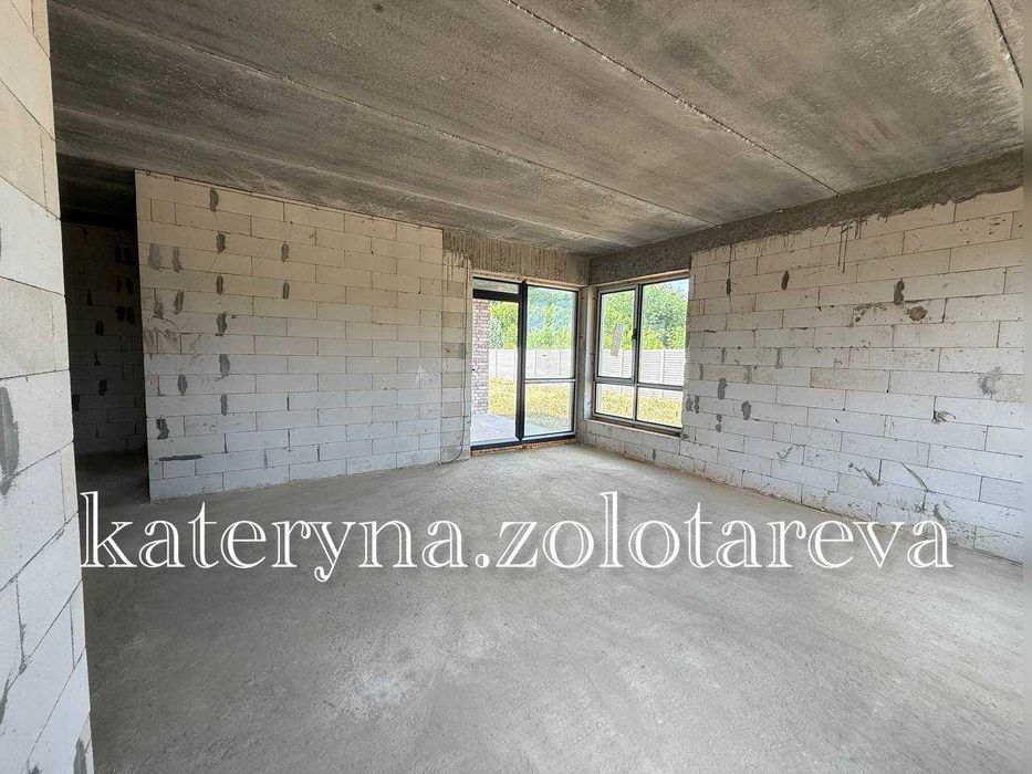 Продам  дом 108м2 в начале Большой Даниловки в коттеджном поселке с участком 10 соток!