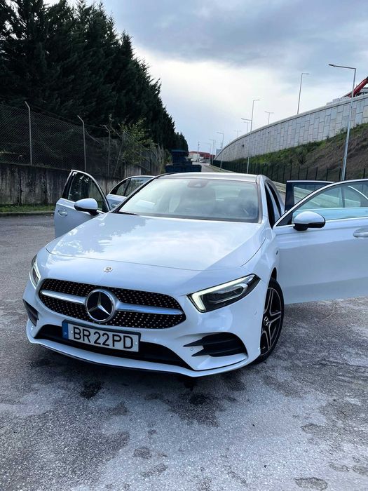 Mercedes A250e AMG Full Extras - Iva dedutivel