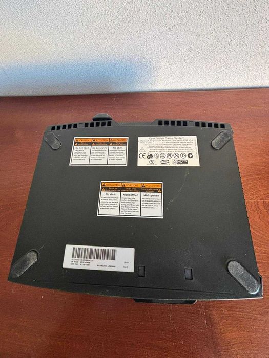 Xbox 360 with all original items + extras64284401342723123