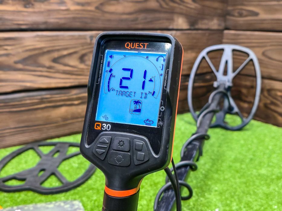 Металошукач Quest Q30