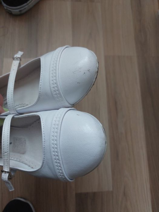 Buty komunijne 35