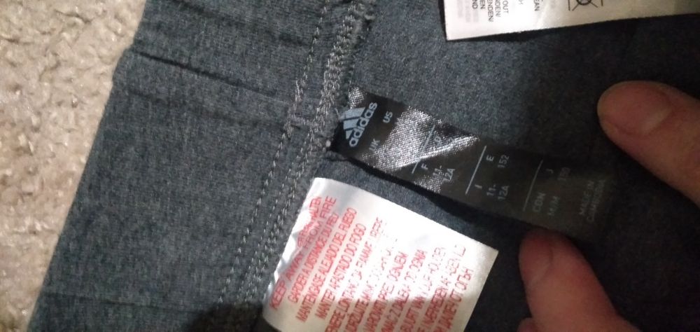 Dziewczęce leginsy Adidas