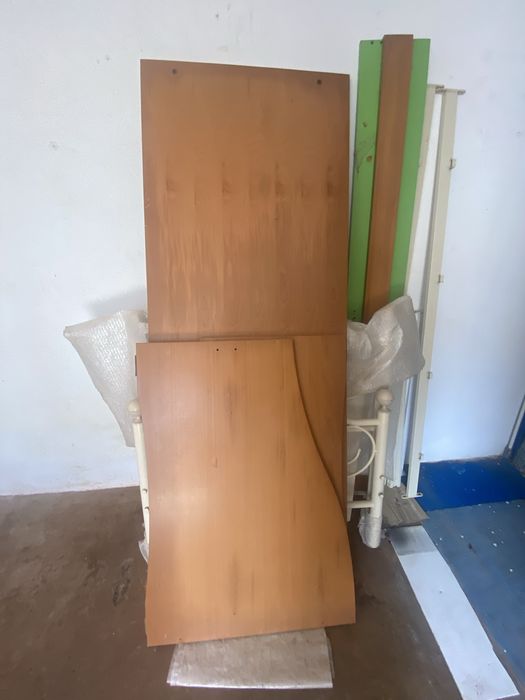 Colchoes 2, Estrados 2 e Estrutura Sofa 2 Camas. Ver a Descricao.