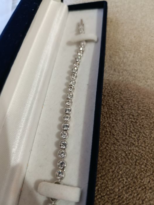 Классический серебряный теннисный браслет( 18,5)Swarovski