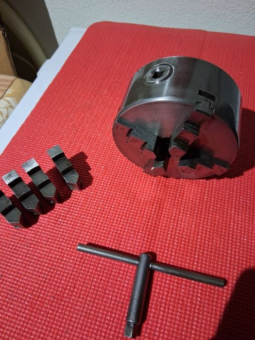 Buxa de torno mecanico 4 grampos 130mm