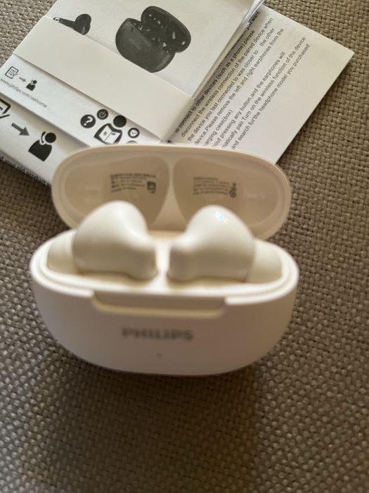 Вакуумні наушники philips tat2020