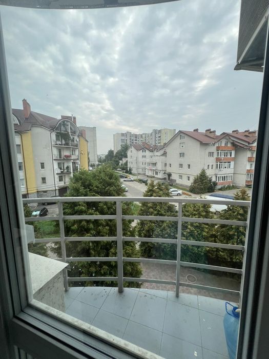 Оренда 3-кімнатної квартири м. Львів вул. Роксоляни