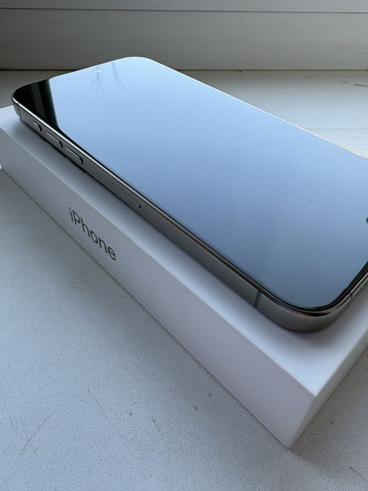 iPhone 15 Pro Max Titanium  256Gb ідеальний батарея 90%