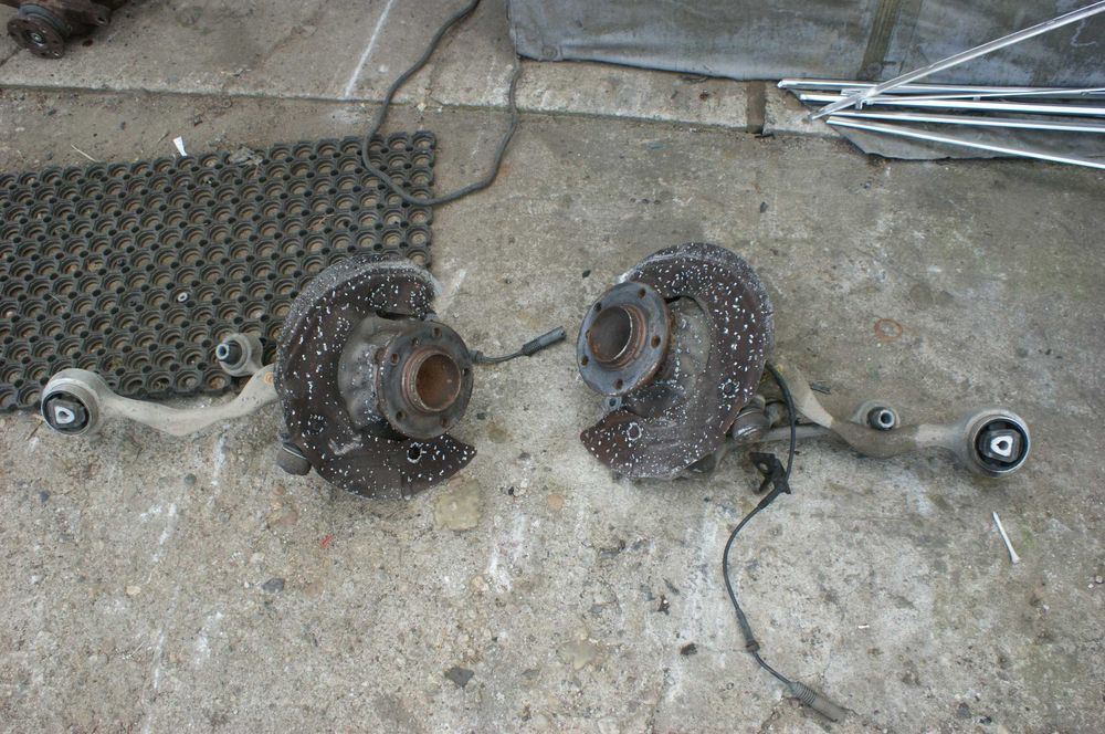 Bmw e90 e91 e92 e93 zwrotnica piasta wahacze przednia przód lewa prawa