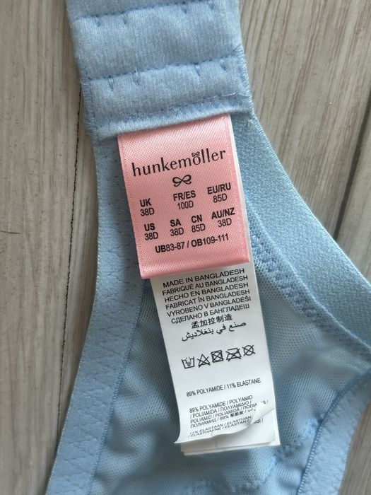 Śliczny koronkowy biustonosz Hunkemöller w kolorze baby blue nowy!