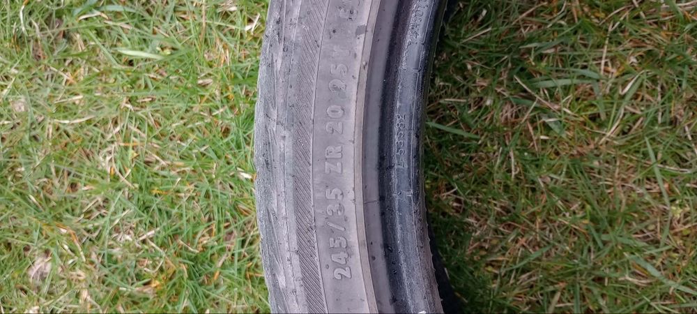 Opony Barum  bravuris 2  245/35R20