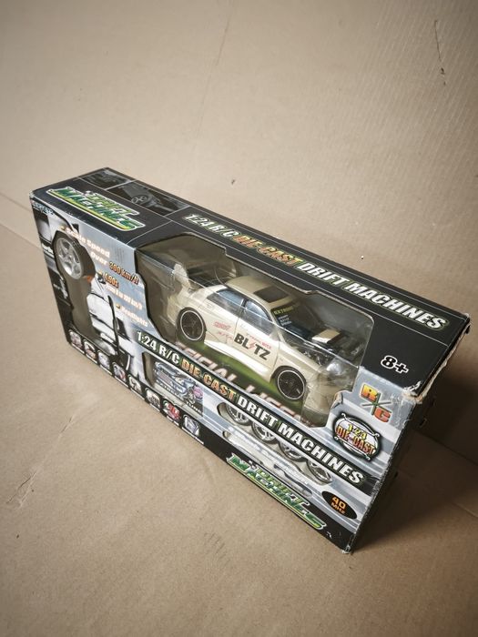 Carro telecomandado - NOVO