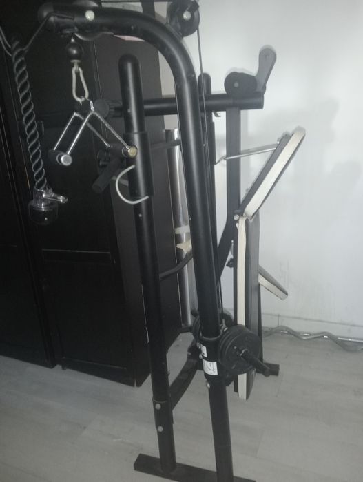 Máquina de treino muscular