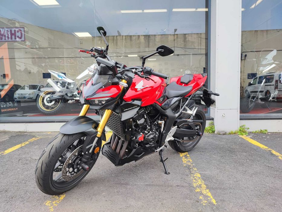 Honda CB 1000 Hornet 2025