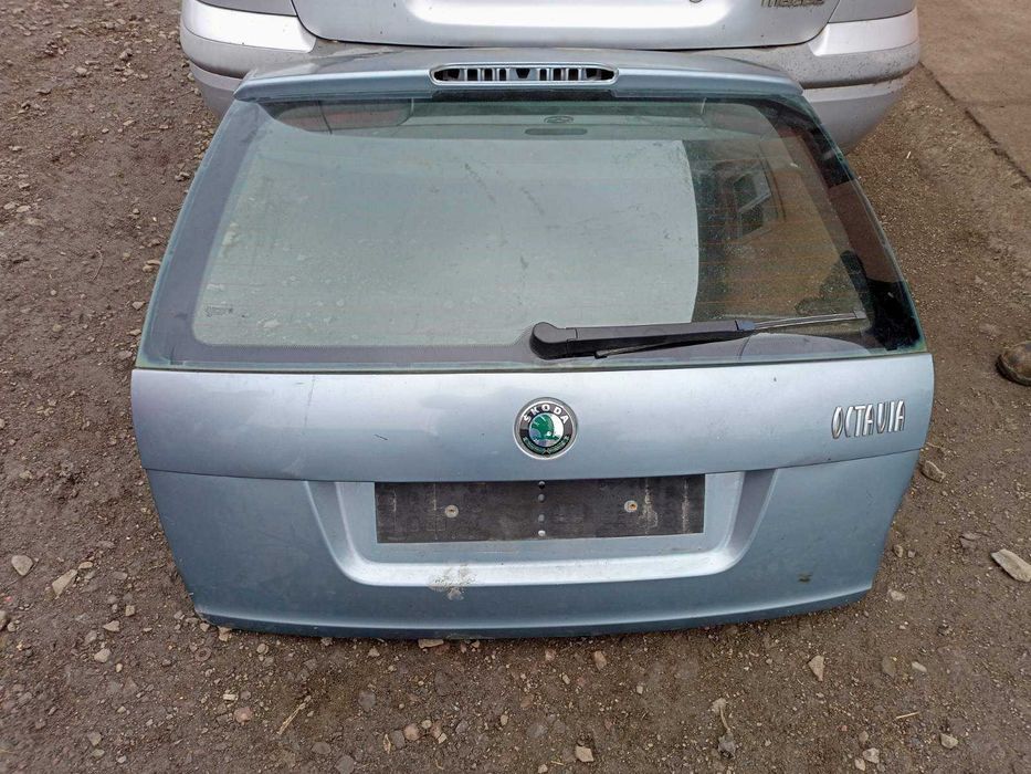 Универсал Skoda Octavia. Задня ляда