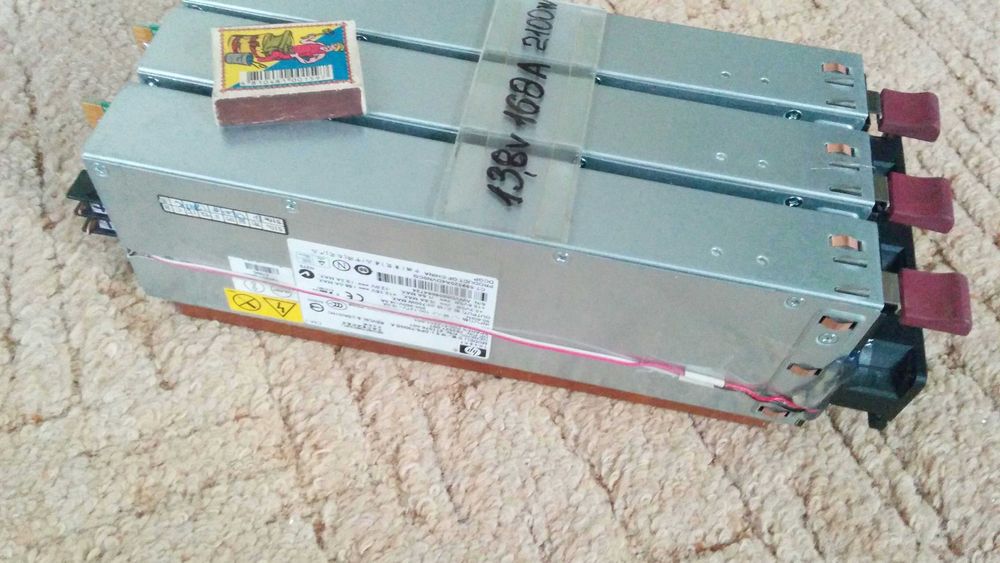Блоки живлення 13.8в мах 50А 600W "Hewlett-Packard".