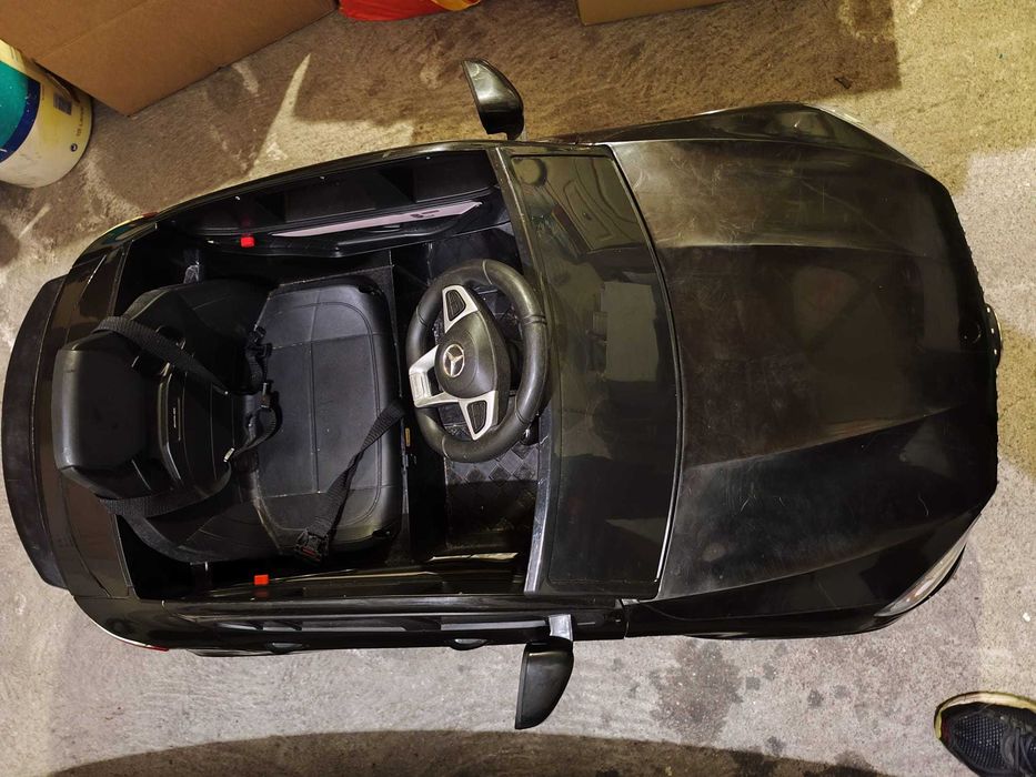 Mercedes para criança