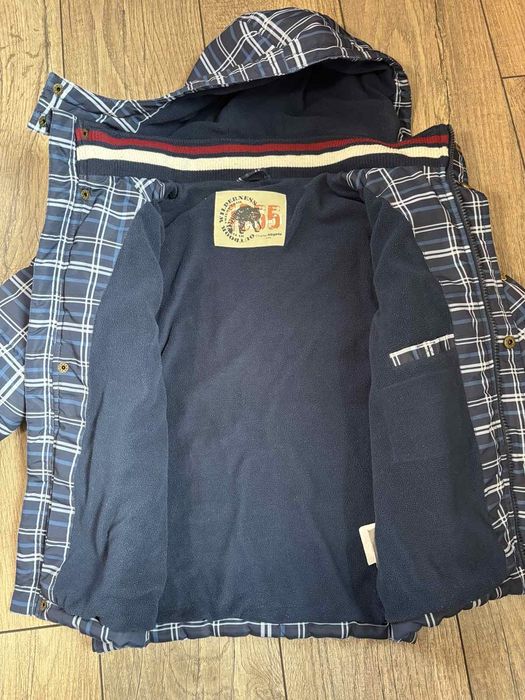 Зручка та легка куртка на осiнь- зиму