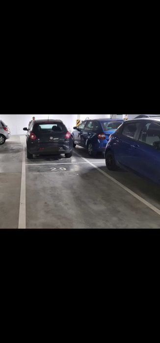 Miejsce w hali garażowej. Rzeczypospolitej 4 Albatross