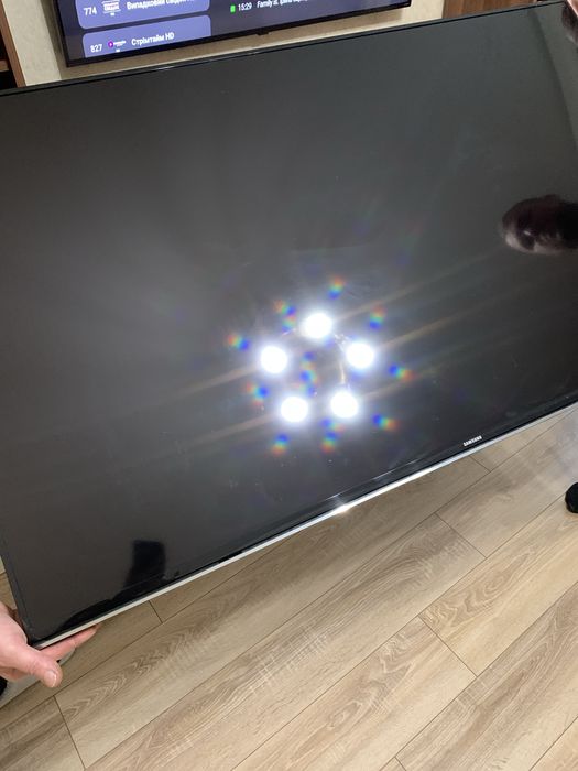 Телевізор.     55 діагональ