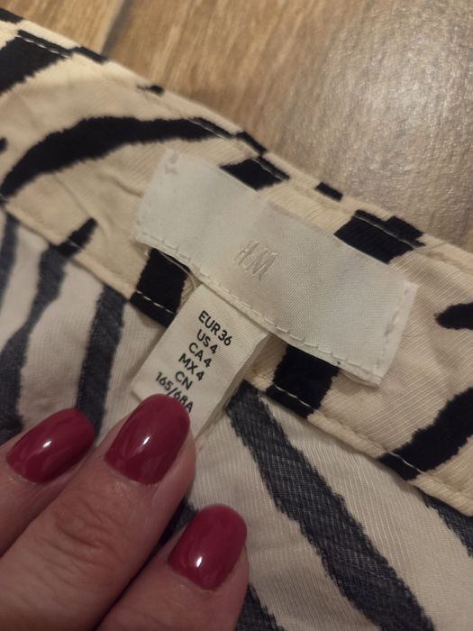Spodnie H&M 36 zebra paski lato wakacje S